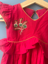 Load image into Gallery viewer, Hibisco red embroidered cotton dress (0-11 Years)