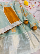 Load image into Gallery viewer, Little Queen- Girls ethnic blouse and lehenga set (0-7 Years)