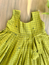 Load image into Gallery viewer, Classic Green Checkered Dress (0-7 Years)