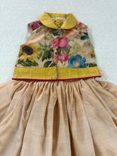 Load image into Gallery viewer, "Funky Sun-flower" lehenga Set (0-7 Years) is