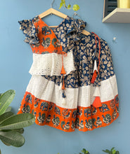 Load image into Gallery viewer, Desi glam - A kalamkari chikan work patch up lehenga and blouse
