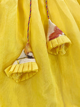 Load image into Gallery viewer, Pastel Yellow Chirping birds Lehenga set (0-5 Years)
