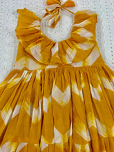 Load image into Gallery viewer, Mustard Yellow Light weight Cotton Dress
